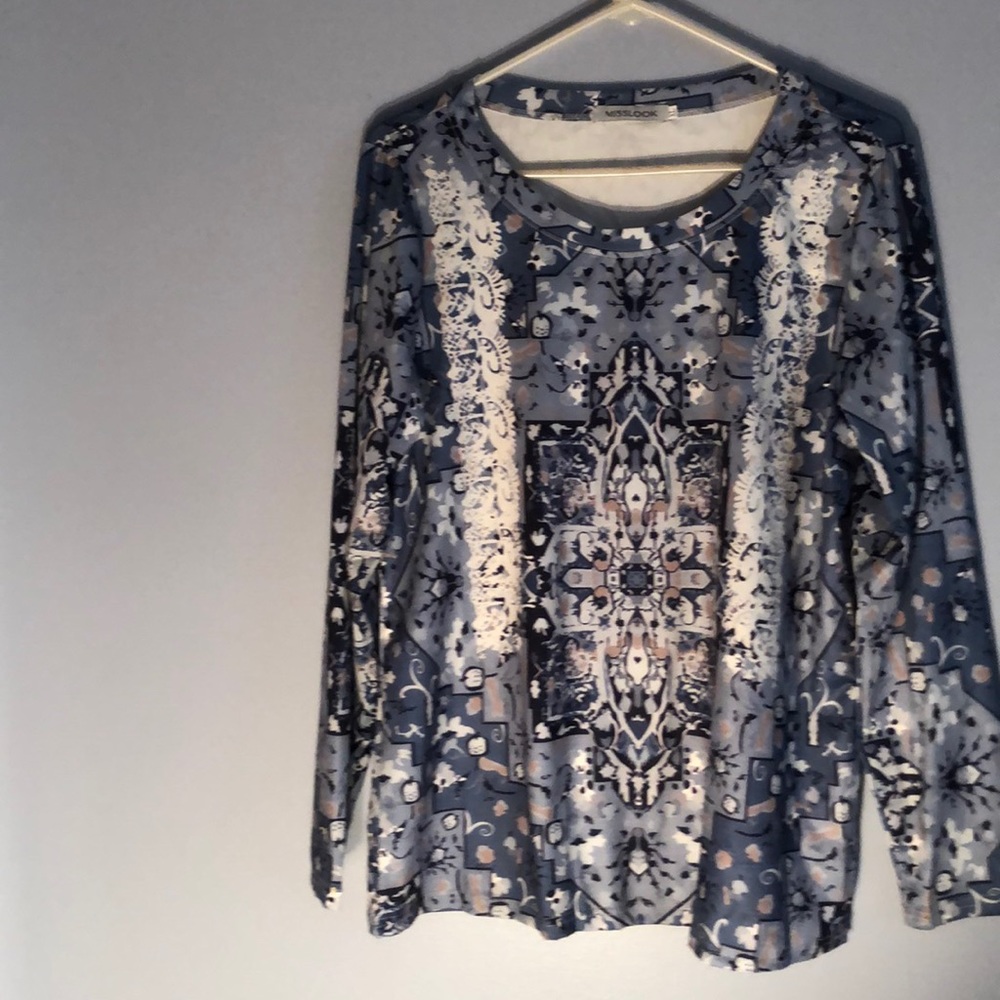 Blue multicolored long sleeve shirt